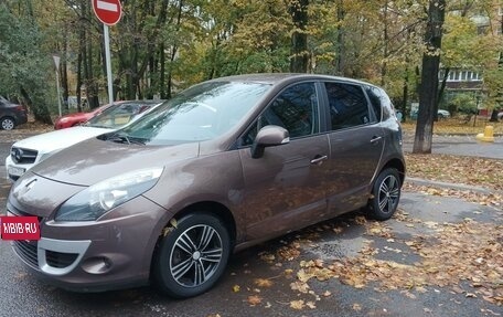 Renault Scenic III, 2011 год, 900 000 рублей, 10 фотография