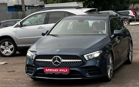 Mercedes-Benz A-Класс, 2020 год, 3 300 000 рублей, 1 фотография