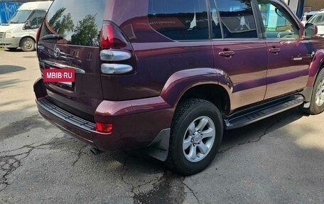 Toyota Land Cruiser Prado 120 рестайлинг, 2008 год, 3 000 000 рублей, 21 фотография