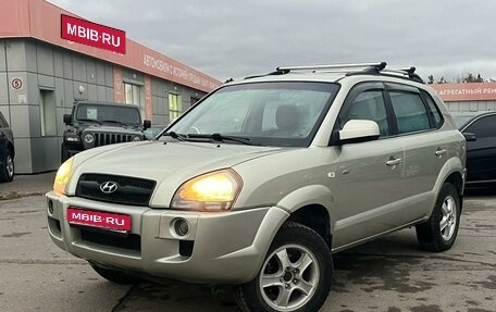 Hyundai Tucson III, 2006 год, 899 000 рублей, 1 фотография