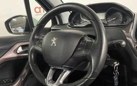 Peugeot 2008 II, 2014 год, 999 000 рублей, 10 фотография