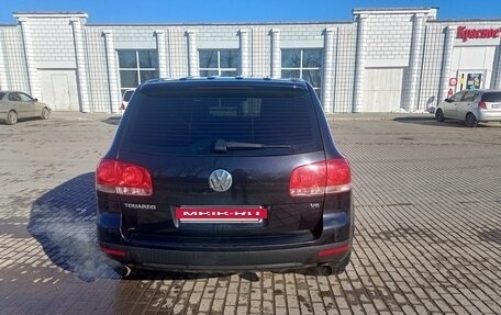 Volkswagen Touareg III, 2003 год, 950 000 рублей, 4 фотография