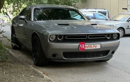 Dodge Challenger III рестайлинг 2, 2015 год, 3 000 000 рублей, 14 фотография