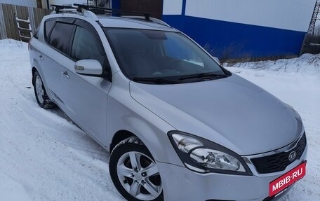 KIA cee'd I рестайлинг, 2011 год, 730 000 рублей, 2 фотография