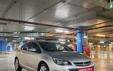 Opel Astra J, 2013 год, 1 100 000 рублей, 4 фотография