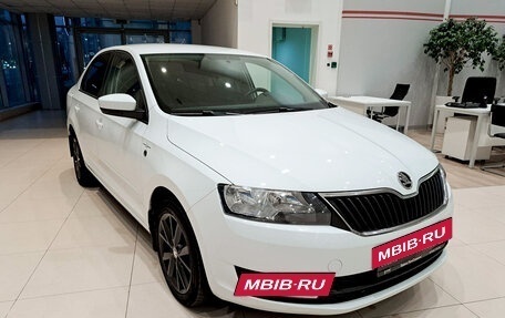 Skoda Rapid I, 2016 год, 1 200 000 рублей, 3 фотография