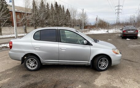 Toyota Platz, 1999 год, 385 000 рублей, 8 фотография