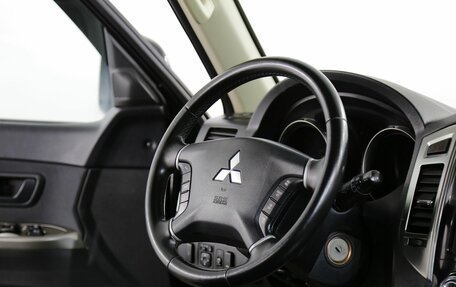 Mitsubishi Pajero IV, 2015 год, 2 495 000 рублей, 9 фотография