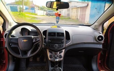 Chevrolet Aveo III, 2014 год, 770 000 рублей, 1 фотография