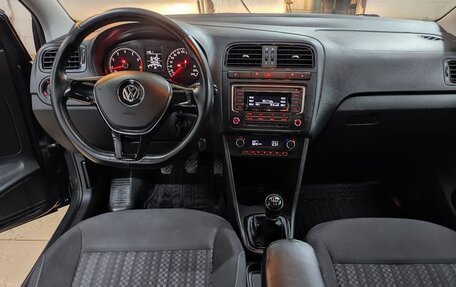 Volkswagen Polo VI (EU Market), 2017 год, 1 150 000 рублей, 6 фотография