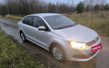 Volkswagen Polo VI (EU Market), 2013 год, 930 000 рублей, 2 фотография