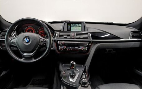 BMW 3 серия, 2018 год, 3 350 000 рублей, 14 фотография