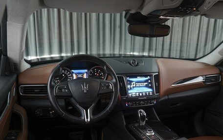 Maserati Levante I, 2016 год, 5 099 000 рублей, 6 фотография