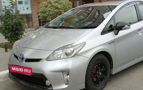 Toyota Prius, 2013 год, 1 625 000 рублей, 8 фотография