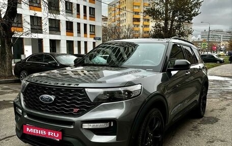 Ford Explorer VI, 2020 год, 4 900 000 рублей, 2 фотография