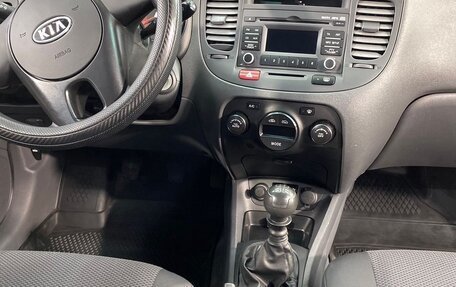 KIA Rio II, 2011 год, 750 000 рублей, 12 фотография