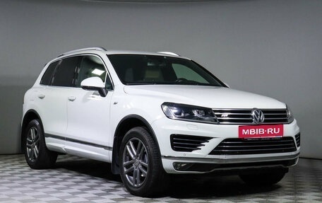 Volkswagen Touareg III, 2016 год, 4 100 000 рублей, 3 фотография