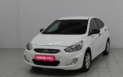 Hyundai Solaris II рестайлинг, 2013 год, 850 000 рублей, 1 фотография