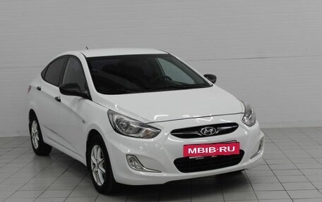 Hyundai Solaris II рестайлинг, 2013 год, 850 000 рублей, 3 фотография