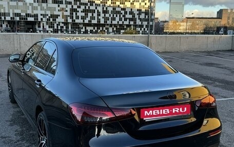 Mercedes-Benz E-Класс, 2020 год, 5 000 000 рублей, 3 фотография