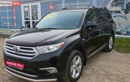 Toyota Highlander III, 2012 год, 2 270 000 рублей, 25 фотография