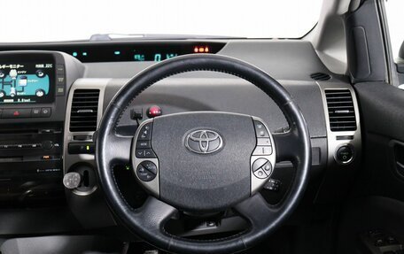 Toyota Prius, 2008 год, 1 029 000 рублей, 14 фотография