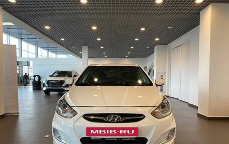 Hyundai Solaris II рестайлинг, 2013 год, 930 000 рублей, 8 фотография