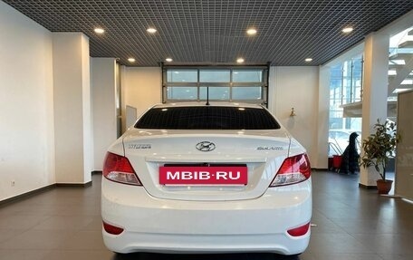 Hyundai Solaris II рестайлинг, 2013 год, 930 000 рублей, 4 фотография