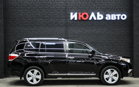 Toyota Highlander III, 2011 год, 2 400 000 рублей, 5 фотография