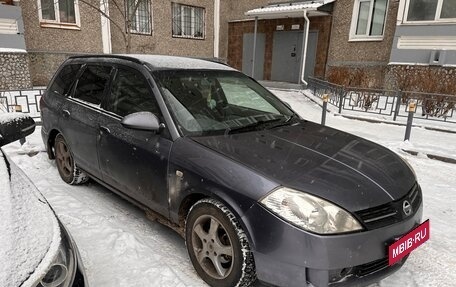 Nissan Wingroad III, 2001 год, 390 000 рублей, 1 фотография