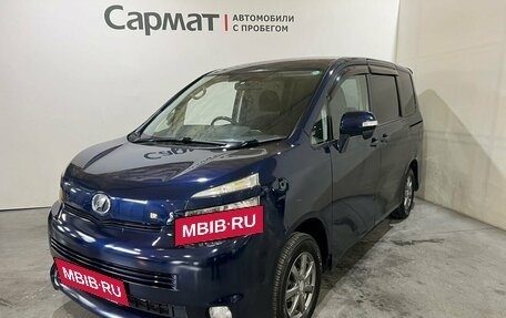 Toyota Voxy II, 2010 год, 1 350 000 рублей, 3 фотография