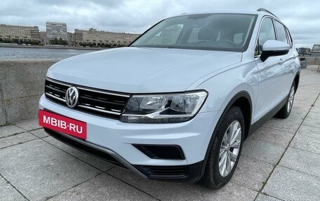 Volkswagen Tiguan II, 2018 год, 2 150 000 рублей, 8 фотография