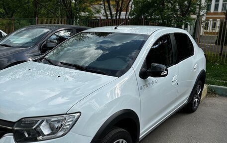 Renault Logan II, 2019 год, 1 099 000 рублей, 1 фотография