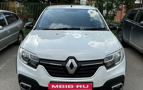 Renault Logan II, 2019 год, 1 099 000 рублей, 2 фотография