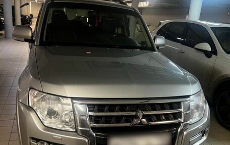 Mitsubishi Pajero IV, 2018 год, 3 450 000 рублей, 2 фотография