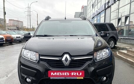 Renault Sandero II рестайлинг, 2017 год, 1 030 000 рублей, 2 фотография