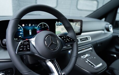 Mercedes-Benz V-Класс, 2024 год, 20 950 000 рублей, 11 фотография