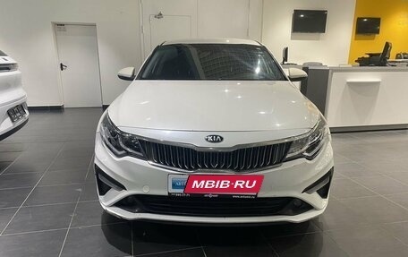 KIA Optima IV, 2019 год, 1 615 000 рублей, 2 фотография