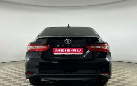 Toyota Camry, 2019 год, 2 625 000 рублей, 5 фотография