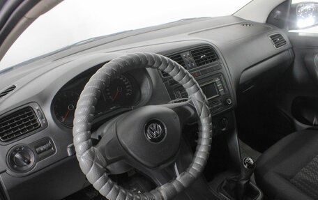 Volkswagen Polo VI (EU Market), 2015 год, 950 000 рублей, 13 фотография