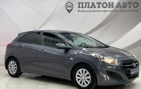 Hyundai i30 II рестайлинг, 2015 год, 1 298 000 рублей, 3 фотография