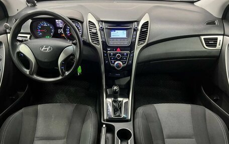 Hyundai i30 II рестайлинг, 2015 год, 1 298 000 рублей, 13 фотография