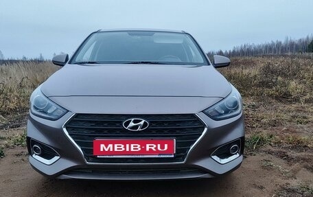 Hyundai Solaris II рестайлинг, 2019 год, 1 650 000 рублей, 1 фотография