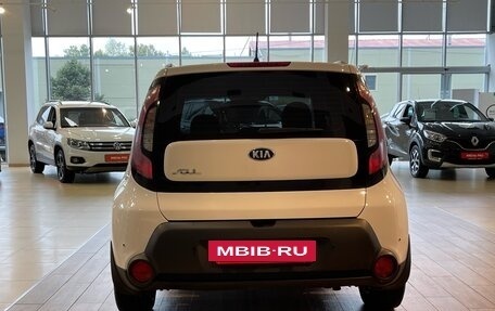 KIA Soul II рестайлинг, 2015 год, 1 620 000 рублей, 6 фотография