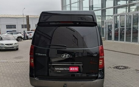 Hyundai Grand Starex Grand Starex I рестайлинг 2, 2018 год, 3 200 000 рублей, 7 фотография