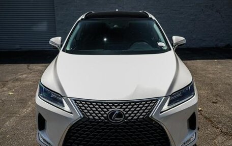 Lexus RX IV рестайлинг, 2022 год, 8 200 000 рублей, 1 фотография