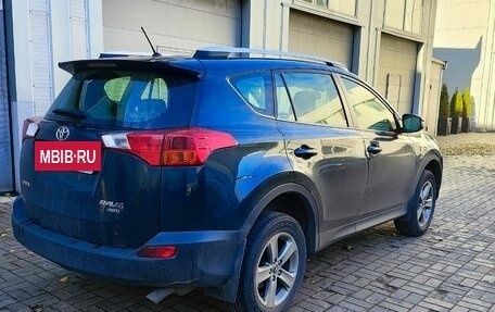 Toyota RAV4, 2015 год, 1 699 000 рублей, 3 фотография