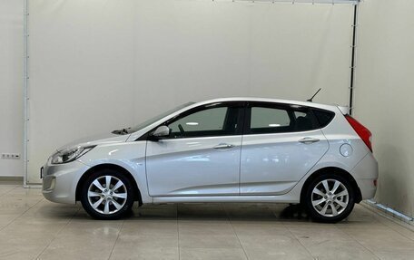 Hyundai Solaris II рестайлинг, 2011 год, 1 095 000 рублей, 10 фотография