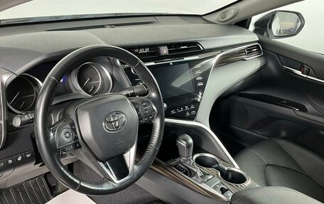 Toyota Camry, 2019 год, 3 385 000 рублей, 11 фотография