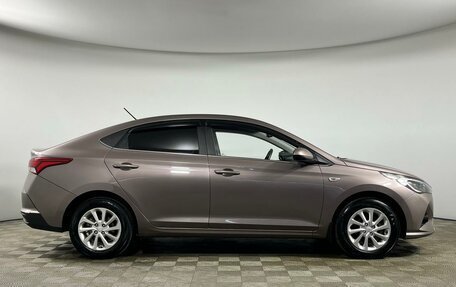 Hyundai Solaris II рестайлинг, 2021 год, 1 795 000 рублей, 4 фотография